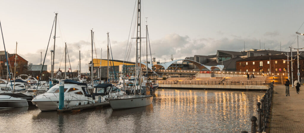 Hull is a city services by A&M Removals